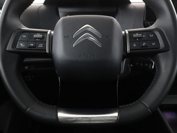 Citroen C4 III SUV 1.2 PureTech 130KM 2020 Citroen C4 klima auyo navi kamera i czujniki, zdjęcie 20