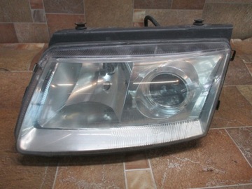 LAMPA PRZEDNIA LEWA VW PASSAT B5 99r XENON EU
