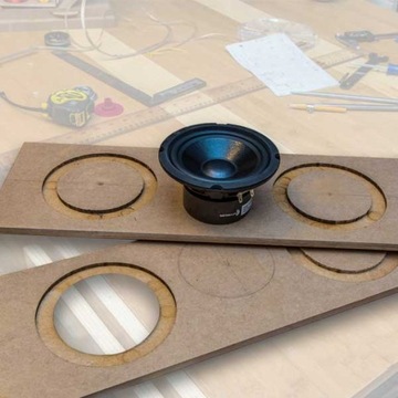 Cyrkiel do frezowania i wycinania okręgów do 30cm