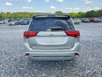 Mitsubishi Outlander III 2022 Mitsubishi Outlander Sel 2022 2.4 Hybryda Plug-in 126KM, zdjęcie 2
