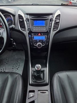Hyundai i30 II Wagon 1.6 CRDi 110KM 2013 Hyundai i30 1.6 CRDI 110KM Xenon Panorama PDC Skory Serwis Oplacony 1.6, zdjęcie 15