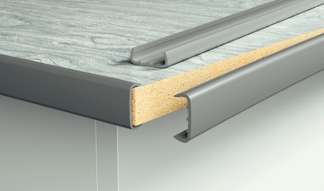 Мебельный профиль ПВХ CEZAR 18мм 2,6м Африканское Венге