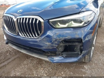 BMW X5 G05 2022 BMW X5 2022 BMW X5 xDrive40i Sports Activity Vehicle 3.0 Benzyna 335KM, zdjęcie 3
