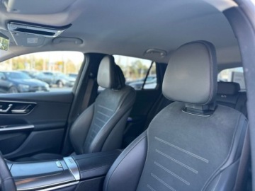 Mercedes GLC C254/X254 SUV 2.0 200 MHEV 204KM 2024 Mercedes-Benz GLC 200 4Matic rej. 2025 AMG Line HAK FV23 salon Polska el., zdjęcie 11