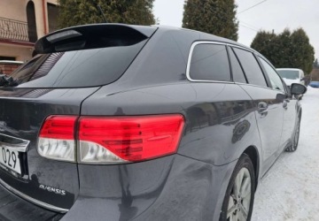 Toyota Avensis III Wagon Facelifting 1.8 Valvematic 147KM 2014 Toyota Avensis Toyota Avensis 1.8 Premium EU5 1.8 Benzyna 147KM, zdjęcie 6