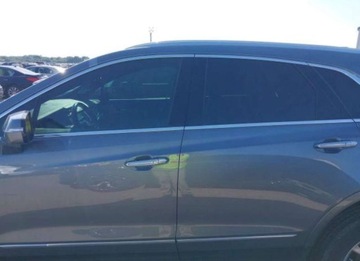 Cadillac 2021 Cadillac XT5 2021, 3.6L, PREMIUM LUXURY, po gradobiciu 3.6 Benzyna 310KM, zdjęcie 2