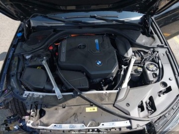 BMW Seria 5 G90-91 2023 BMW Seria 5 550e xDrive 2023 2.0l 2.0 Hybryda 181KM, zdjęcie 9