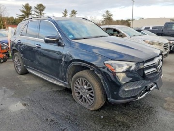 Mercedes GLE V167 2022 Mercedes-Benz GLE 2022 r., 2,0L 350 4MATIC 2.0 Benzyna 255KM, zdjęcie 2