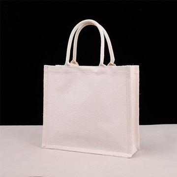 Многоразовая сумка через плечо из джута.