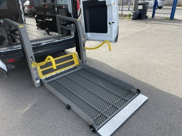Ford Transit VII 2.2 TDCi 100KM 2016 Ford Transit Niepełnosprawnych inwalida, zdjęcie 9