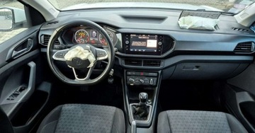 Volkswagen T-Cross SUV 1.0 TSI 95KM 2020 Volkswagen T-Cross 1.0 TSI 95KM Tablet Alufelgi Tempomat Benzyna 95KM, zdjęcie 9