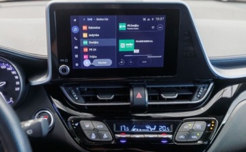 Toyota C-HR I Crossover Facelifting 1.8 Hybrid 122KM 2023 Toyota C-HR 1.8 Hybrid GPF GR Sport 1.8 Hybryda 122KM, zdjęcie 20