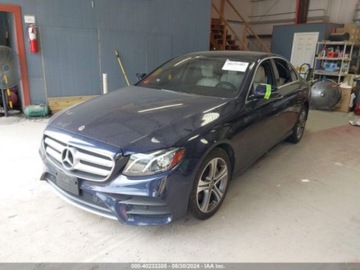 Mercedes Klasa E W213 2020 Mercedes-Benz Klasa E 2020r, 350, 4Matic, 2.0L 2.0 Benzyna 255KM, zdjęcie 1