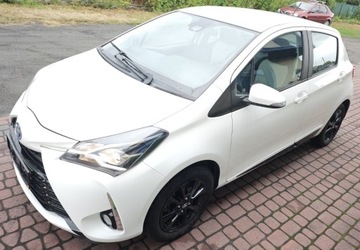 Toyota Yaris III Hatchback 5d Facelifting 2017 1.5 Hybrid 100KM 2018 TOYOTA YARIS HYBRYDA, zdjęcie 4