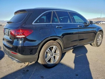 Mercedes GLC C253 2021 Mercedes-Benz GLC 300 2021 2.0 Benzyna 255KM, zdjęcie 3