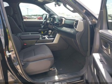 Toyota Tundra II 2025 Toyota Tundra SR5 2025 niski przebieg 3.4 Benzyna 389KM, zdjęcie 6