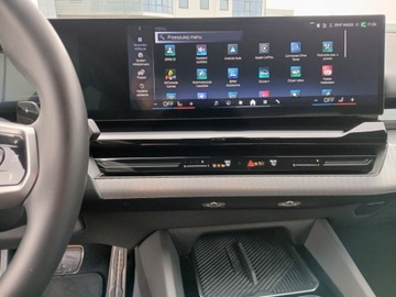 BMW Seria 5 G90-91 Touring 2.0 520d 197KM 2025 BMW 520 BMW 520d xDrive M Pakiet M Pro harman/kard, zdjęcie 21