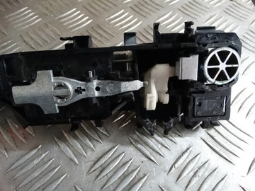 RENAULT SCENIC ДВЕРНАЯ РУЧКА ЗАДНЯЯ ЛЕВАЯ