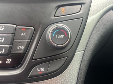Opel Insignia I 2015 Opel Insignia KLIMATYZACJA NAWIGACJA PARKTRONIC KAMERA COFANIA EL.KLAPA SE, zdjęcie 10