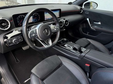 Mercedes Klasa A W177/V177 Hatchback 1.3 200 163KM 2019 Mercedes-Benz Klasa A A200 163KM 7G-DCT AMG-Line FULL Led SSU 1.3, zdjęcie 15
