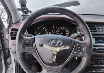 Hyundai i20 II 2015 Hyundai i20 2015r, 1.2 Benzyna. Uszkodzony przod. 1.2 Benzyna 80KM, zdjęcie 10