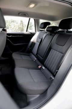 Skoda Octavia III Kombi Facelifting 2.0 TDI 150KM 2019 Skoda Octavia 2.0 TDI Style, 150KM, salon pl, serwis ASO, fv23 2.0 Diesel, zdjęcie 9