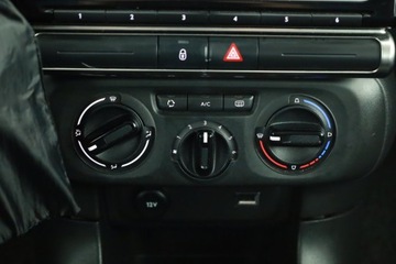 Citroen C3 III Hatchback 1.2 PureTech 82KM 2019 Citroen C3 1.2 PureTech, Klima, Tempomat, zdjęcie 10