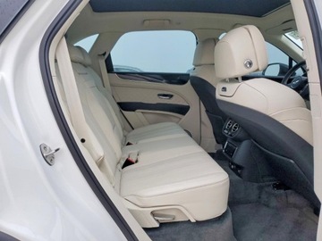 Bentley Bentayga 2022 Bentley Bentayga 2022 4.0 Benzyna 542KM, zdjęcie 10