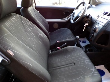 Toyota Yaris II Hatchback 5d 1.0 VVT-i 69KM 2010 Toyota Yaris Klimatyzacja / Elektryka / Gwarancja, zdjęcie 22