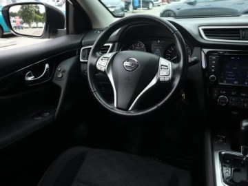 Nissan Qashqai II Crossover 1.2 DIG-T 115KM 2016 Nissan Qashqai 1.2 DIG-T, Salon Polska, Automat, zdjęcie 6