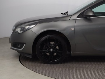 Opel Insignia I Hatchback Facelifting 1.6 Turbo ECOTEC 170KM 2016 Opel Insignia 1.6 Turbo, Salon Polska, Automat, zdjęcie 14