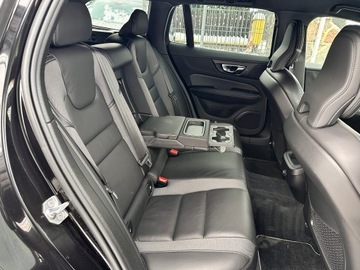 Volvo V60 II  Kombi 2.0 D4 190KM 2020 VOLVO V 60 R-Design 2.0 D 190 KM AUTOMAT CarPlay LED / PAMIĘCI, zdjęcie 34