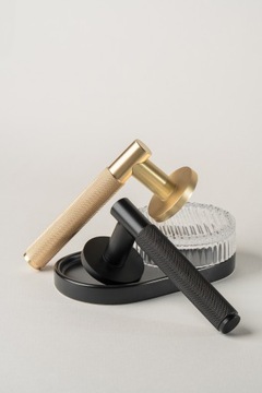 Черная ручка Soria Set для бесплатного розетки бесплатно