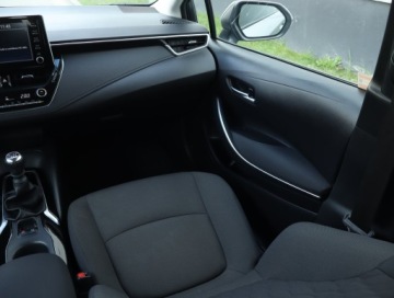 Toyota Corolla XII Sedan 1.5 VVT-i 125KM 2022 Toyota Corolla 1.5 VVT-i, Salon Polska, zdjęcie 7