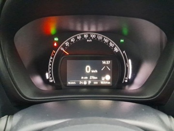 Toyota Aygo X 1.1 VVT-i 72KM 2022 Toyota Aygo X Toyota Aygo X 1.0 VVT-i StyleTech CVT, 1 wlasciciel, Gwaranc, zdjęcie 16