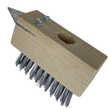 Проволочная щетка для чистки брусчатки скребком