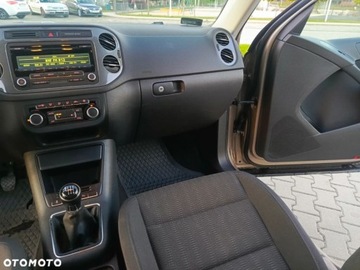 Volkswagen Tiguan I SUV Facelifting 1.4 TSI BlueMotion 122KM 2013 Volkswagen Tiguan Volkswagen Tiguan 1.4 TSI CityLine 1.4 Benzyna 122KM, zdjęcie 27