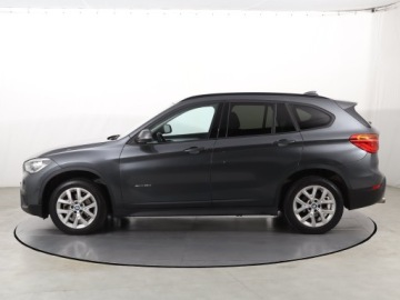 BMW X1 F48 2016 BMW X1 sDrive18d, Automat, Navi, Klima, zdjęcie 2