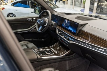 BMW X7 SUV Facelifting 3.0 40d 352KM 2025 BMW X7 xDrive40d - Dostępne od ręki!, zdjęcie 30
