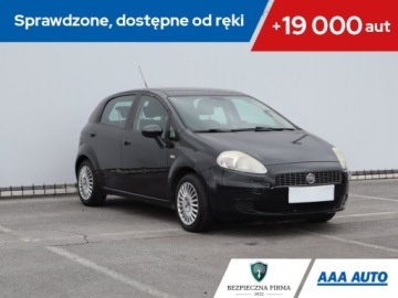 Fiat Punto Grande Punto Hatchback 5d 1.4 8v 77KM 2008 Fiat Grande Punto 1.4, Klima, El. szyby