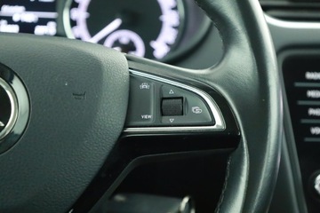 Skoda Octavia III Kombi Facelifting 1.5 TSI ACT 150KM 2019 Skoda Octavia 1.5 TSI, Salon Polska, zdjęcie 16