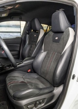 Toyota C-HR I Crossover Facelifting 2.0 Hybrid Dynamic Force 184KM 2023 Toyota C-HR 2.0 Hybrid GR Sport 2.0 Hybryda 184KM, zdjęcie 6