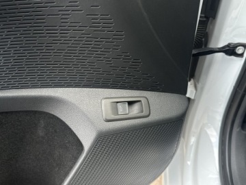 Skoda Octavia IV RS Kombi 2.0 TSI 245KM 2022 Skoda Octavia RS 2.0 TSI 245KM Pakiet Selection La, zdjęcie 30