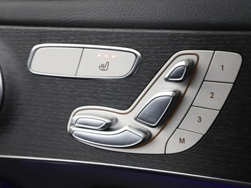 Mercedes GLC C253 SUV Plug-In 2.0 300e 320KM 2022 Mercedes GLC 300 PHEV 4x4 skóra full LED panorama, zdjęcie 37