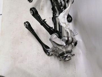 Поворотный кулак с коромыслом BMW G30 G31 6866337