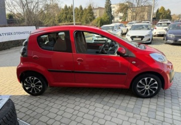 Citroen C1 I Hatchback 5d Facelifting 2012 1.0 i 68KM 2013 Citroen C1 1,0 68KM Klimatyzacja Benzyna 68KM, zdjęcie 4