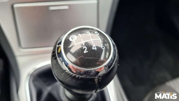 Toyota Avensis III Sedan Facelifting 2015 1.8 Valvematic 147KM 2015 Toyota Avensis 1.8BENZ manual Navi kamera climatronic 100 bezwypadek 1.8, zdjęcie 27