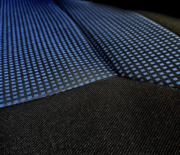 Автомобильные сиденья обитые чехлы