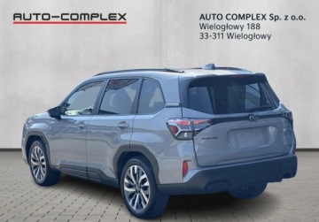 Subaru Forester VI 2.0i-L e-Boxer 136KM 2025 Subaru Forester 2.0i e-Boxer 136KM 2025 NOWY, PLATINUM 2.0 Hybryda 136KM, zdjęcie 2