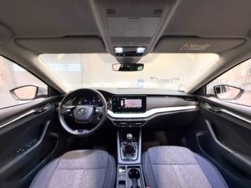 Skoda Octavia IV Scout 1.5 TSI ACT 150KM 2022 Skoda Octavia STYLE 1.5 TSI 150KM /Elektryczny Hak, zdjęcie 26
